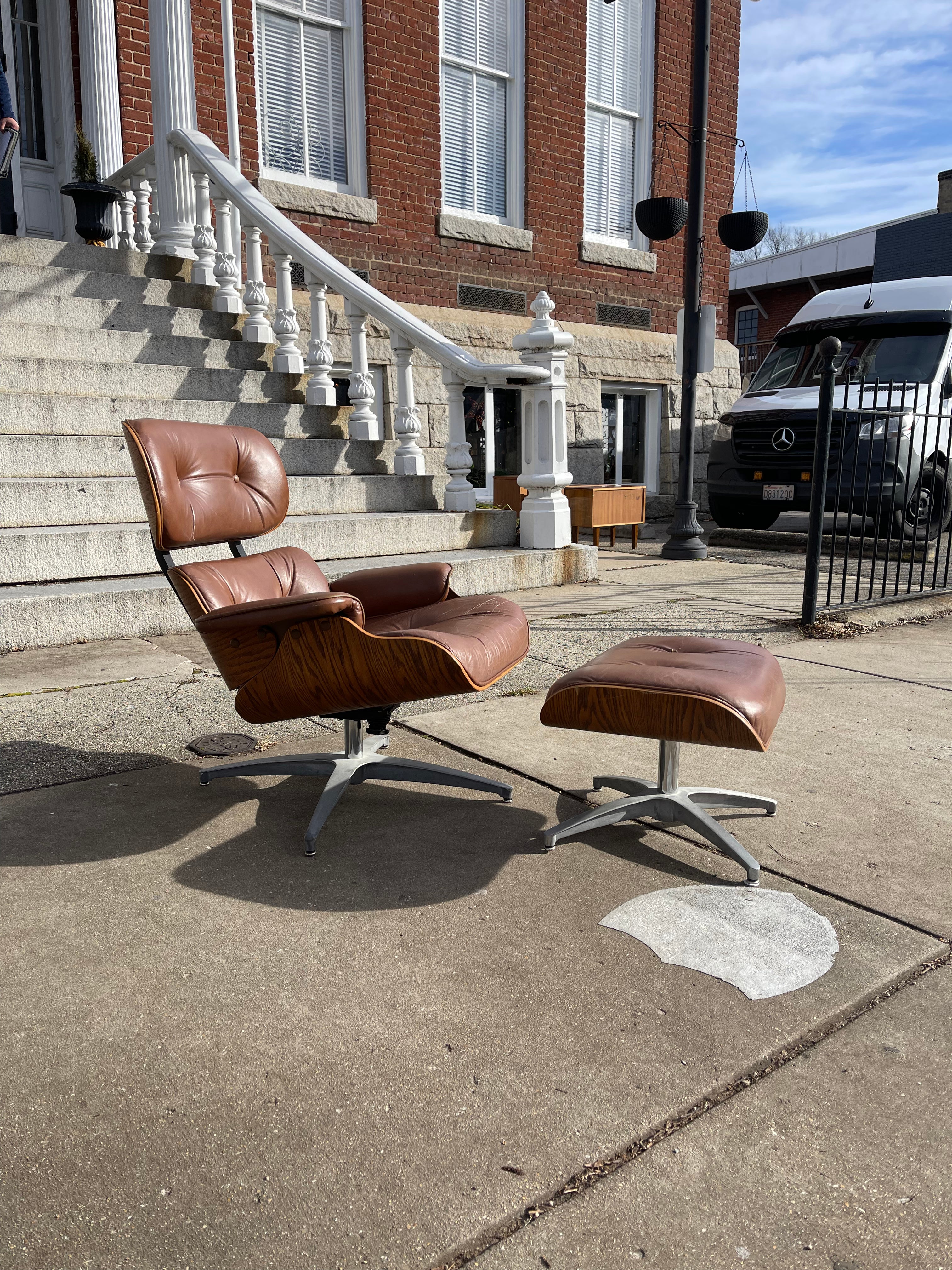Eames-Style Lounge Chair & Ottoman