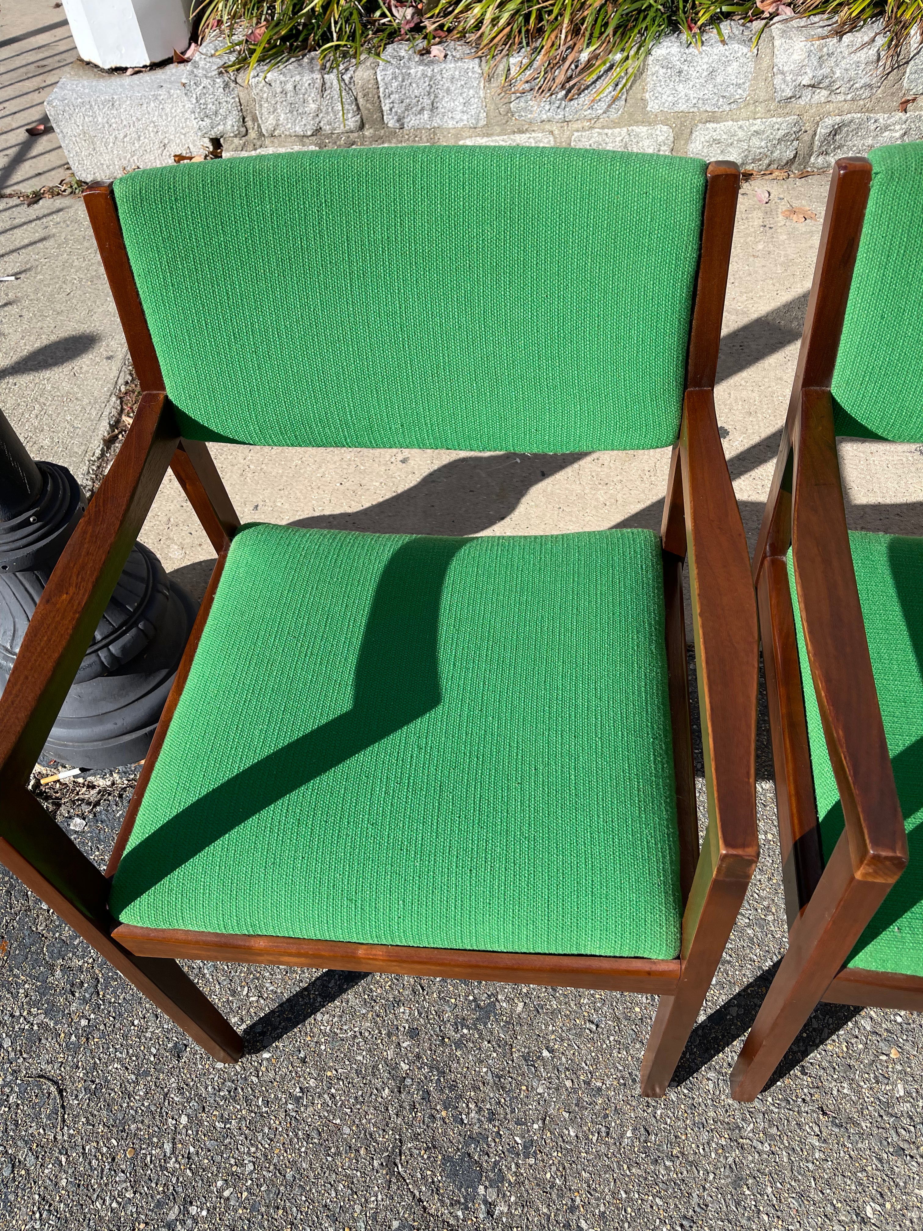 Green Gunlocke Chair